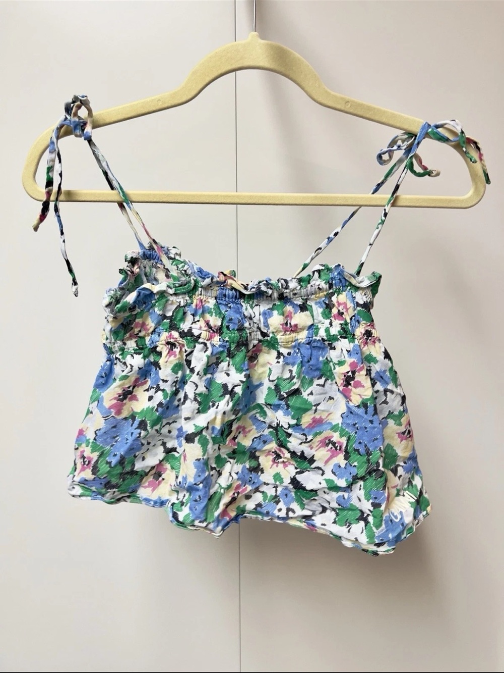 GANNI Light organic Cotton Floral Azure Blue Smocked Tie Strap Crop camisole top - Picture 3 of 7